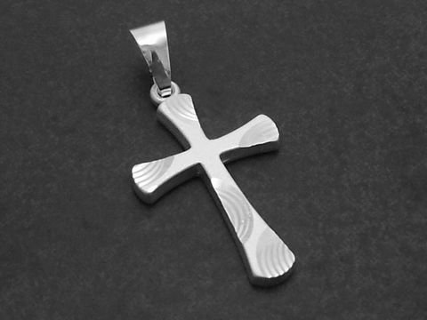 Kreuz Anhänger aus Sterling Silber, verspielt mit einem ansprechenden Muster, Hersteller Juwelier Harnisch, ideales Schmuckstück für verschiedene Anlässe.