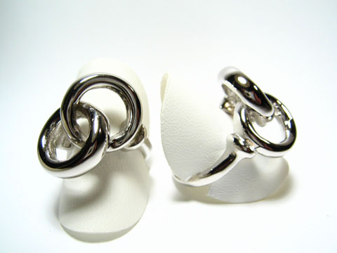Silber Ring rhodiniert, verschlungen, Größe verstellbar, ohne Stein, Hersteller Juwelier Harnisch.