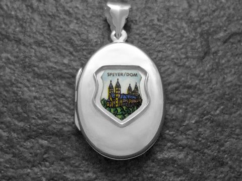 Silber Medaillon mit einer Darstellung des Speyer Doms und dem Wappen von Deutschland, hergestellt von Juwelier Harnisch aus Rheinland-Pfalz.