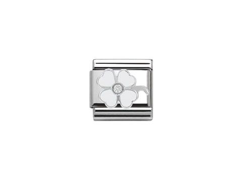 Zweireihiges Silberarmband mit einem weißen Glücksklee-Motiv und einem funkelnden Zirkonia in der Mitte, hergestellt von Nomination, Modell SilverShine.