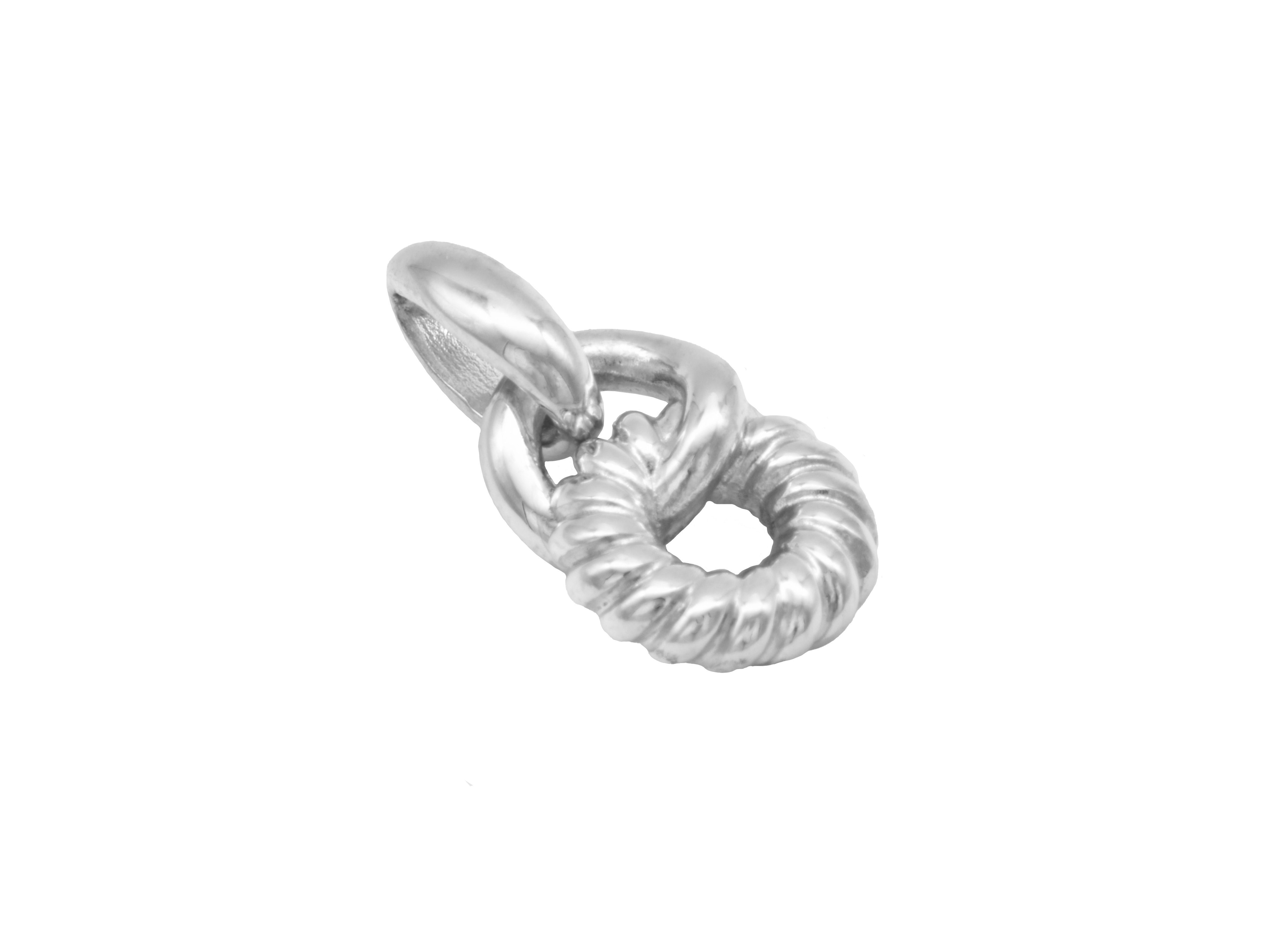 Anhänger Kreis aus Sterling Silber 925, rhodiniert und poliert, mit besonderem Design, hergestellt von Juwelier Harnisch, ideal für eine stilvolle Schmuckkollektion.