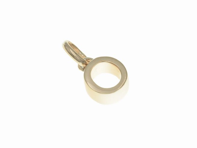 Anhänger aus poliertem Sterling Silber mit vergoldetem Buchstaben O in Roségold, Hersteller Juwelier Harnisch. Der Anhänger hat eine runde Form und eine Öse zum Hängen.