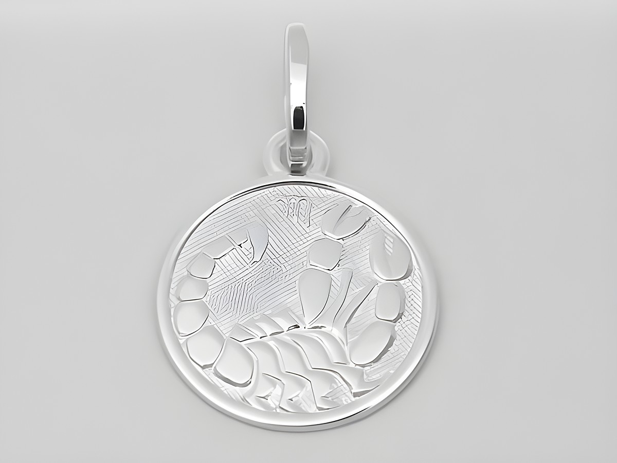 Skorpion aus rhodiniertem Sterling Silber, poliert, Durchmesser 14 mm, gefertigt von Juwelier Harnisch, symbolisiert das Sternzeichen Skorpion mit detaillierter Darstellung.