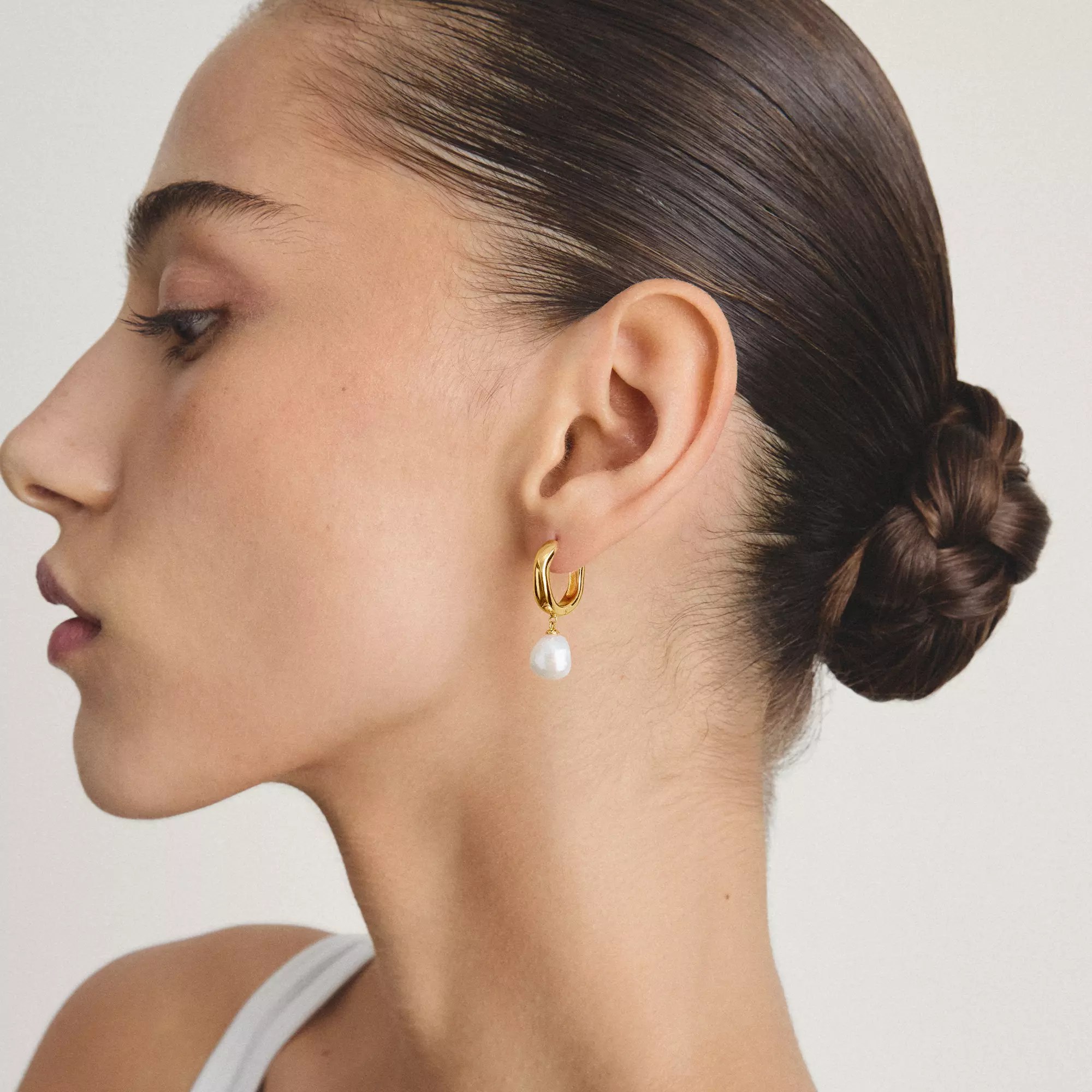 Thomas Sabo Bold Elegance - Creolen - Sterling Silber recy. mit 18K Vergoldung & Süßwasserperle – Ansicht 4