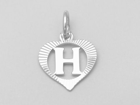 Silberner Herzanhänger mit dem Buchstaben H, diamantiert, aus 925 Silber, hergestellt von Juwelier Harnisch. Ideal als persönliches Schmuckstück oder Geschenk.