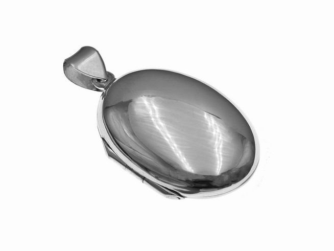 Oval Sterling Silber Medaillon 32 mm, Hersteller Juwelier Harnisch, glänzende Oberfläche und eleganter Aufhänger, ideal für persönliche Erinnerungen oder als hochwertiges Schmuckstück.