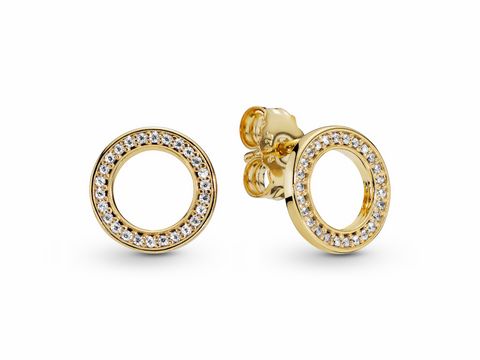 Pandora Zirkonia Ohrringe Forever 268649C01 in goldfarbener Optik mit funkelnden Zirkonia-Steinen, elegantes und modernes Design für stilvolle Akzente. Ideal für besondere Anlässe.