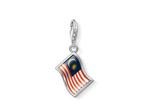 Charm in Form der malaysischen Flagge von Thomas Sabo, mehrfarbiges Emaille-Inlay mit transparentem Design und silbernem Anhänger, ideal als Ländercharme für Schmuckliebhaber.