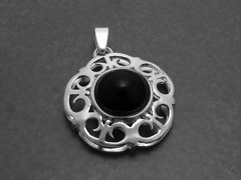 31021-0 Silber Anhänger mit echtem schwarzen Onyx in filigraner Form, Hersteller Juwelier Harnisch, ideal für elegante Outfits und besondere Anlässe.