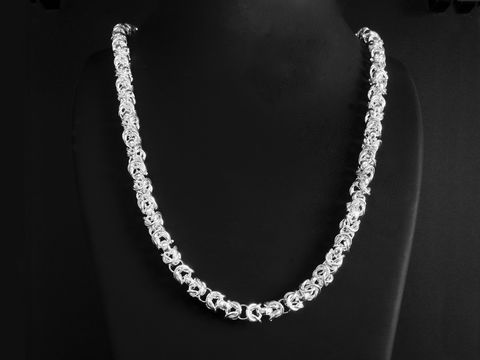 Lange Kette XXL versilbert in Königsketten-Design mit einer Breite von 6,1 x 6,1 mm und einer Länge von 70 cm, hergestellt von Juwelier Harnisch, versilberte Ketten.