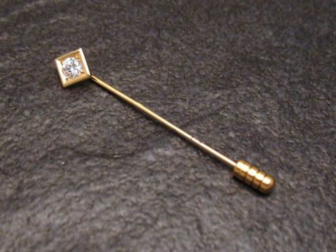 61350-0 Silber Krawattennadel mit Zirkonia im quadratischen Design, Hersteller Juwelier Harnisch, für stilvolle Herrenmode und elegante Anlässe geeignet.