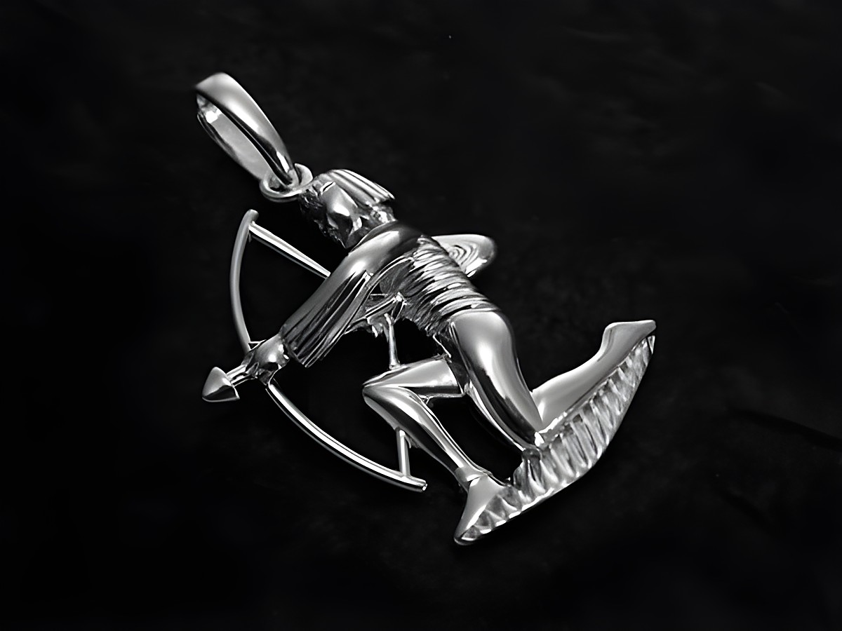 Schütze Sternzeichen Anhänger aus 925 Sterling Silber, poliert, zeigt den Schützen mit Pfeil und Bogen in eleganter, detaillierter Ausführung, Hersteller Juwelier Harnisch.