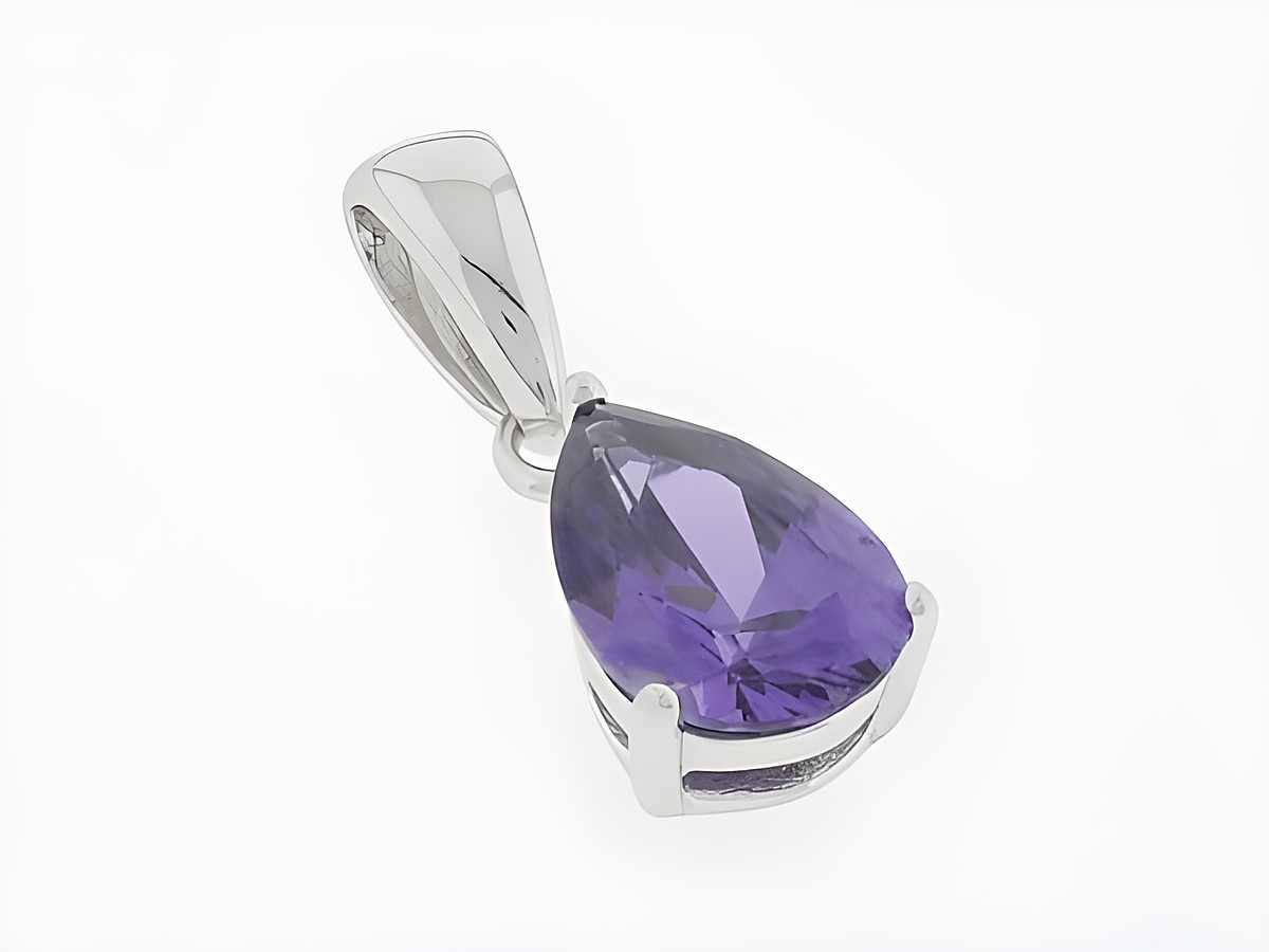 Silber Anhänger in Tropfenform, charmant mit violettem Zirkonia, Hersteller Juwelier Harnisch, ein elegantes Schmuckstück für besondere Anlässe.