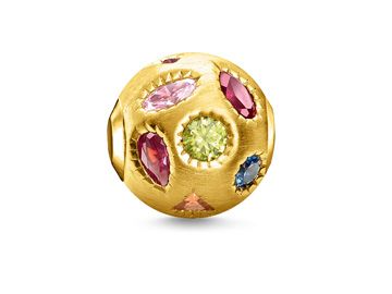Der charmante Karma Bead von Thomas Sabo mit der Artikelnummer K0319-996-7 ist mehrfarbig gestaltet und mit funkelnden Edelsteinen verziert. Das edle Design in Gold bringt Eleganz und Stil.