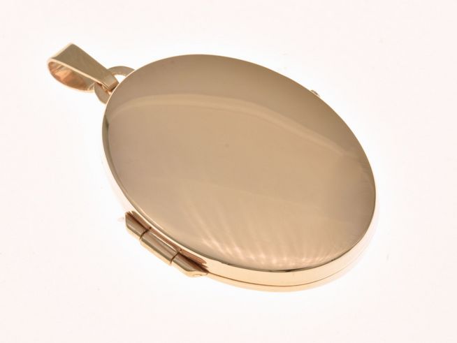 Medaillon in ovaler Form aus Sterling Silber, roségold vergoldet, zeitloses Design, Hersteller Juwelier Harnisch, ideal als edles Schmuckstück oder Geschenk.