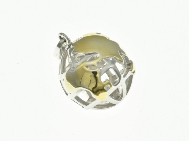 Weltkugel Anhänger aus Sterling Silber mit bicolor rhodiniertem Finish, international inspiriert, Hersteller Juwelier Harnisch, dekorativer Welt Anhänger für individuelle Akzente.
