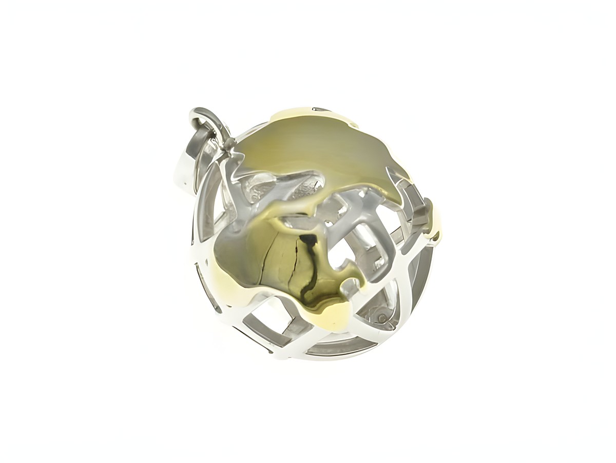 Weltkugel Anhänger aus Sterling Silber mit bicolor rhodiniertem Finish, international inspiriert, Hersteller Juwelier Harnisch, dekorativer Welt Anhänger für individuelle Akzente.