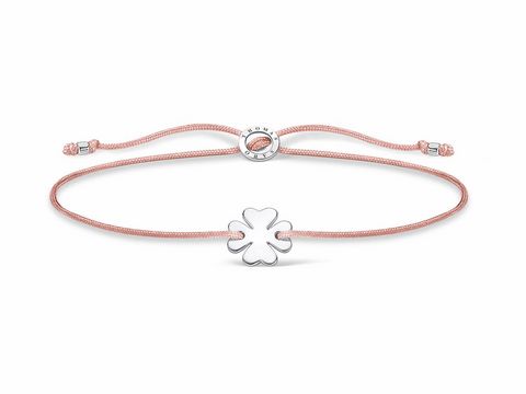 Armband von Thomas Sabo aus der Charming Collection A1995-173-19-L20v, mit einem silbernen Kleeblattmotiv, verstellbar von 13 bis 20 cm, gefertigt aus nylon in beige.