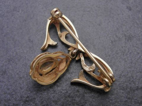 Gold Brosche anmutig in Gold 333 mit Citrin Anstecknadel, Hersteller Juwelier Harnisch, exquisite Broschenkunst.
