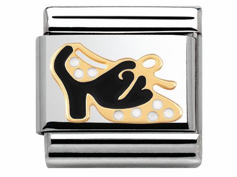 Ein eleganter Edelstahl-Schuhanhänger von Nomination MADAME ET MONSIEUR mit einem schwarzen Schuhdesign und goldenen Akzenten sowie Kügelchen. Ideal für Schmuckliebhaber.