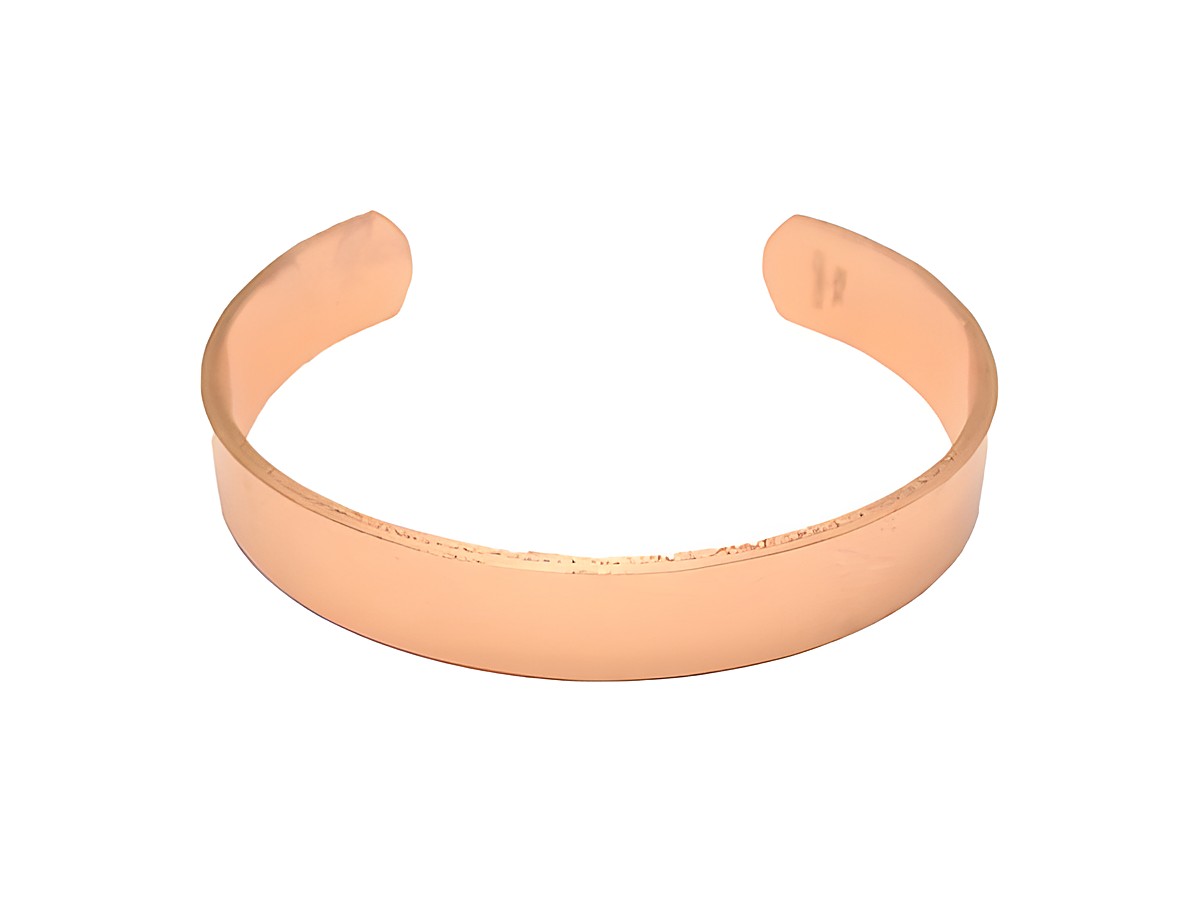 Wunderschöner schlichter Kupfer-Armreif von Juwelier Harnisch, gefertigt aus hochwertigem Kupfer, ideal für elegante und lässige Looks. Perfektes Accessoire für jeden Anlass.