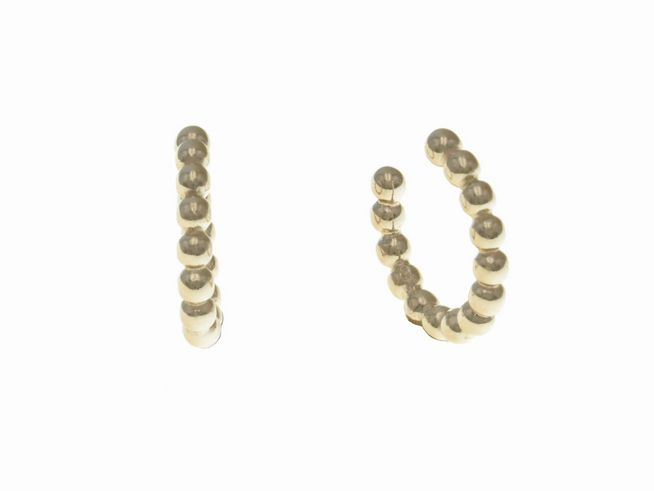Ohrklemme aus Sterling Silber mit polierten Kugeln in Roségold, gefertigt von Juwelier Harnisch, präsentiert als Paar in elegantem Design. Ideal für stilvolle Akzente.