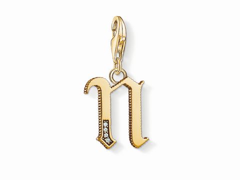 Charm-Anhänger Buchstabe N von Thomas Sabo, vergoldet mit feinen Details und einer kleinen Verzierung aus Zirkonia, ideal für eine persönliche Note an Schmuckstücken.