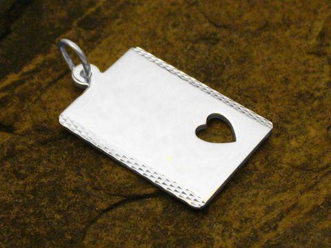 Gravurplatte mit Herz Anhänger Sterling Silber von Juwelier Harnisch, schlicht und elegant, ideal für persönliche Gravuren.