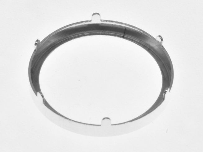 Münzfassung Rohling aus echtem Silber, schlicht mit einem Durchmesser von 23,9 mm, geeignet für Münzen bis 2,5 cm, gefertigt vom Juwelier Harnisch.