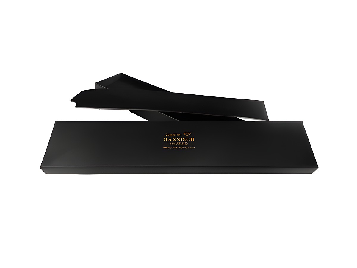 Geschenkschachtel viereckig schwarz 260 x 55 x 24 mm mit goldener Aufschrift Juwelier Harnisch, ideal für Schmuckstücke. Geschenkbox mit elegantem Design und passendem Deckel.
