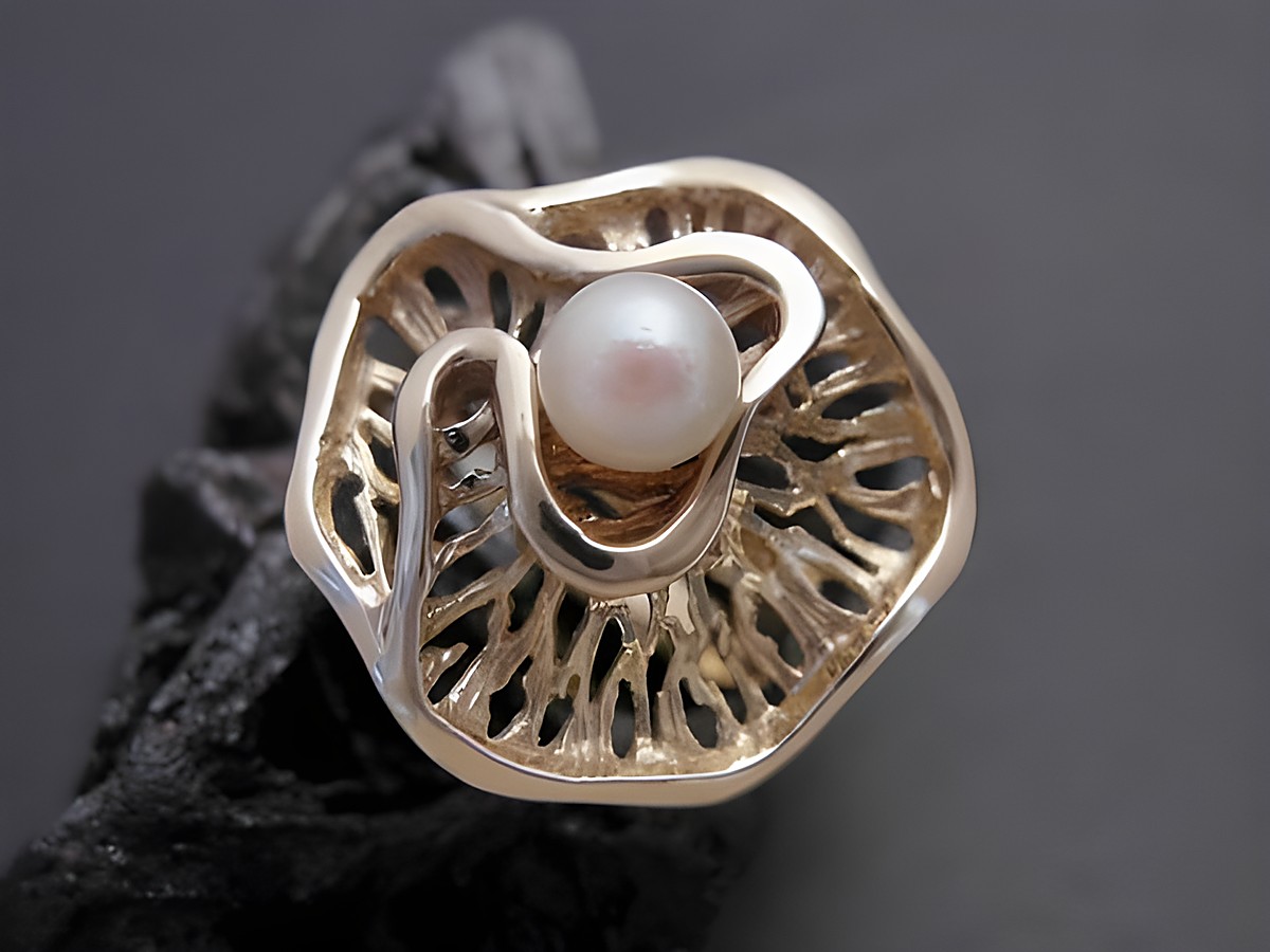 Gold Perlen Ring einzigartig Größe 56,5 mit Zuchtperle 5,4 mm aus Gold 333 gefertigt vom Juwelier Harnisch bis Größe 58/18,5. Die filigrane Struktur ergänzt die elegante Perle perfekt. – Ansicht 2