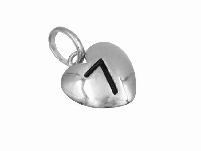 Herzanhänger aus 925 Sterling Silber, poliert und rhodiniert, mit einer schwarzen Zahl 7 auf der Vorderseite, hergestellt von Juwelier Harnisch, ideal als Schmuckstück oder Geschenk.