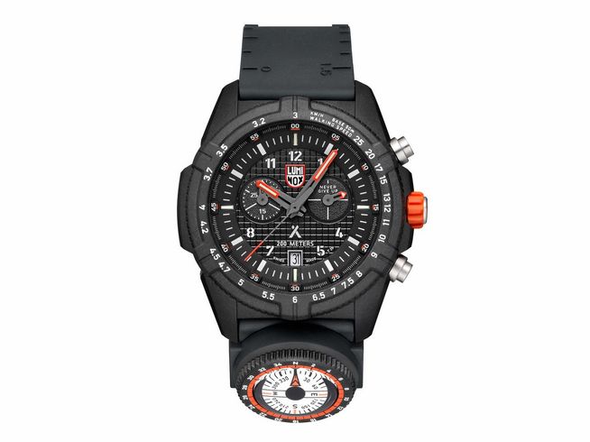 Luminox Bear Grylls XB.3781.KM Herren Armbanduhr in Schwarz mit 45 mm Gehäuse, robustem Design und integrierter Kompassfunktion, geeignet für Abenteuer und Outdoor-Aktivitäten.