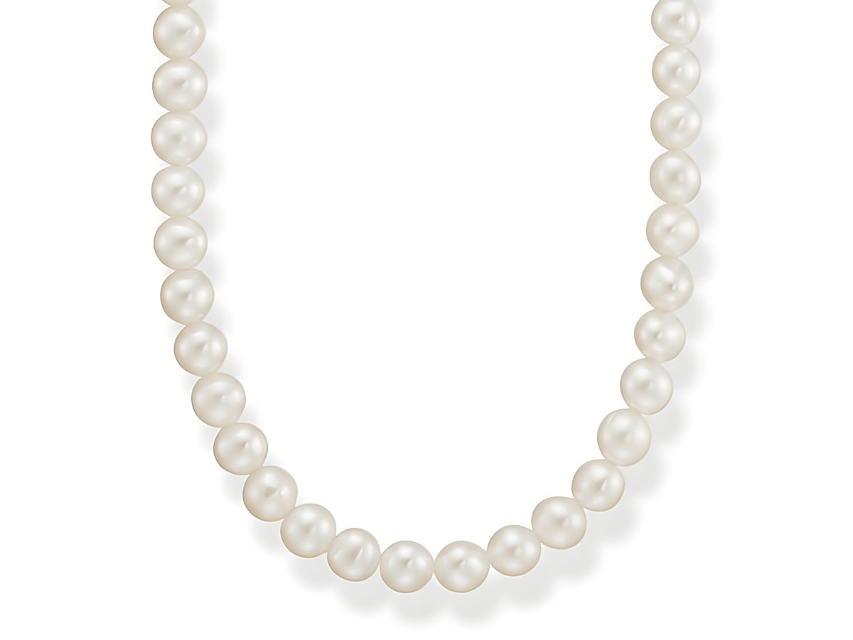 Eine elegante Thomas Sabo Kette aus Sterling Silber mit Süßwasserzuchtperlen und weißen Zirkonia, Länge 45 cm, ideal für stilvolle Anlässe.