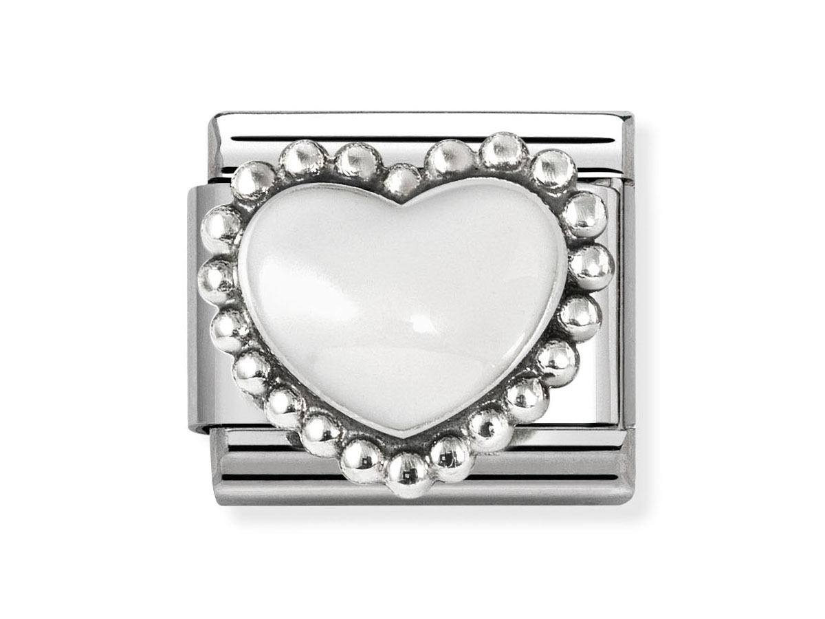Klassisches Charm aus oxidiertem Sterling Silber mit weißem Emaille gewölbtem Herz und einer Perlenumrandung, Hersteller Nomination, ideal für Schmuckliebhaber.