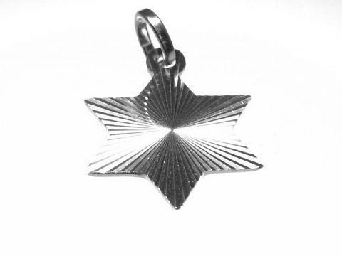 925 Sterling Silber Anhänger in Form eines Sterns mit strahlenförmiger Gestaltung, geeignet für Schmuckliebhaber mit einem Faible für Sonne, Mond und Sterne.
