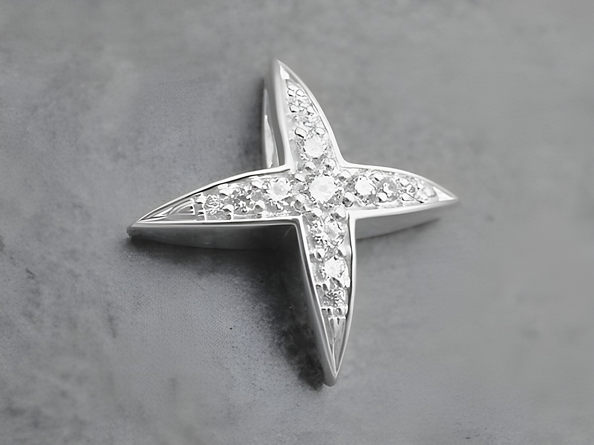 Silber Anhänger Kreuz Zirkonia weiss gleichschenklig mit Stein Hersteller Juwelier Harnisch aus hochwertigem Material für eleganten Schmuck. Ideal als Geschenk oder für den eigenen Stil.