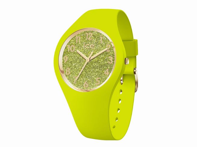 Die Ice Watch ICE glitter Neon lime in der Größe Small zeigt ein leuchtend grünes Zifferblatt mit Glitzereffekten und goldenen Ziffern sowie Zeigern, umgeben von einem weichen, passenden Armband.