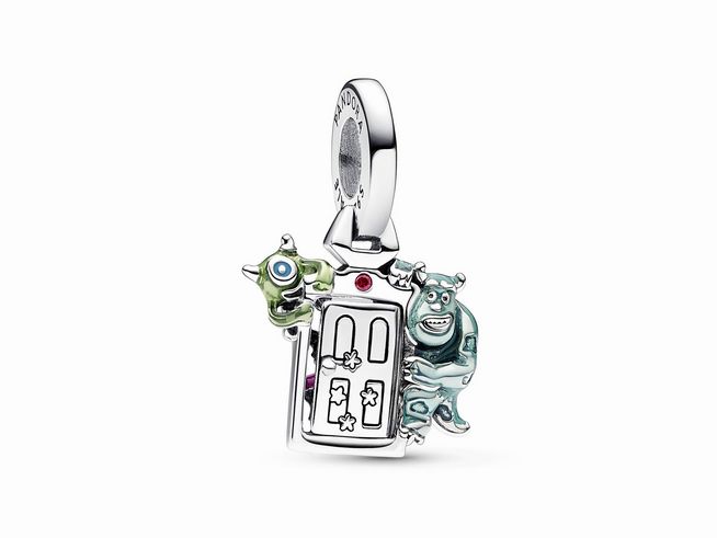 Charm-Anhänger von Pandora mit Motiven aus Die Monster AG, bestehend aus einer Tür und den Figuren Mike und Sulley, aus Sterling Silber und buntem Emaille.