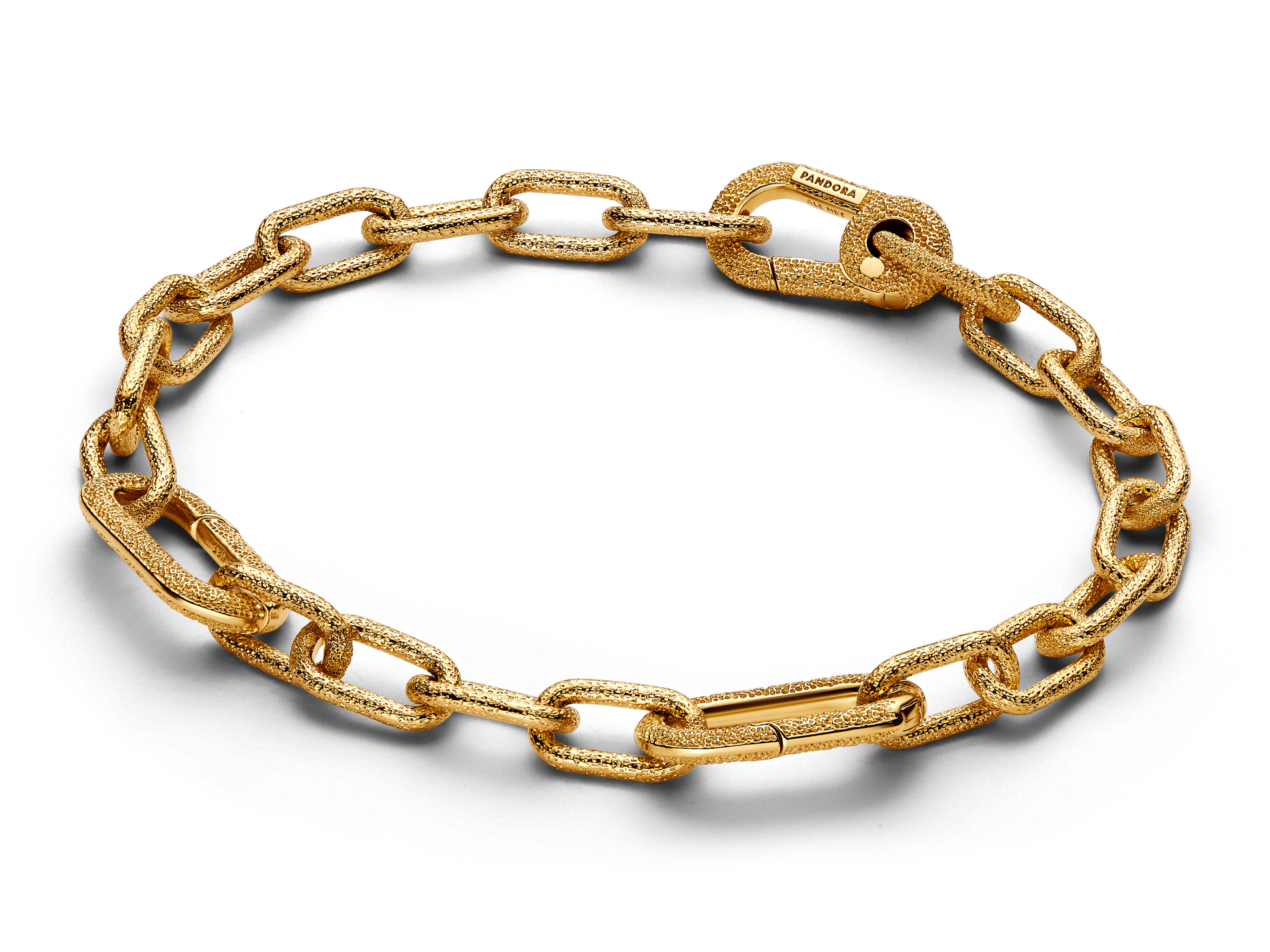Pandora ME 563829C00-2 - strukturiertes Kettenarmband - Kettengliedern - Gelbgold Vergoldung - 16 cm Strukturiertes Kettenarmband von Pandora in 16 cm Länge, gefertigt aus Kettengliedern mit Gelbgold Vergoldung, elegant und modern im Design, ideal für jeden Anlass.