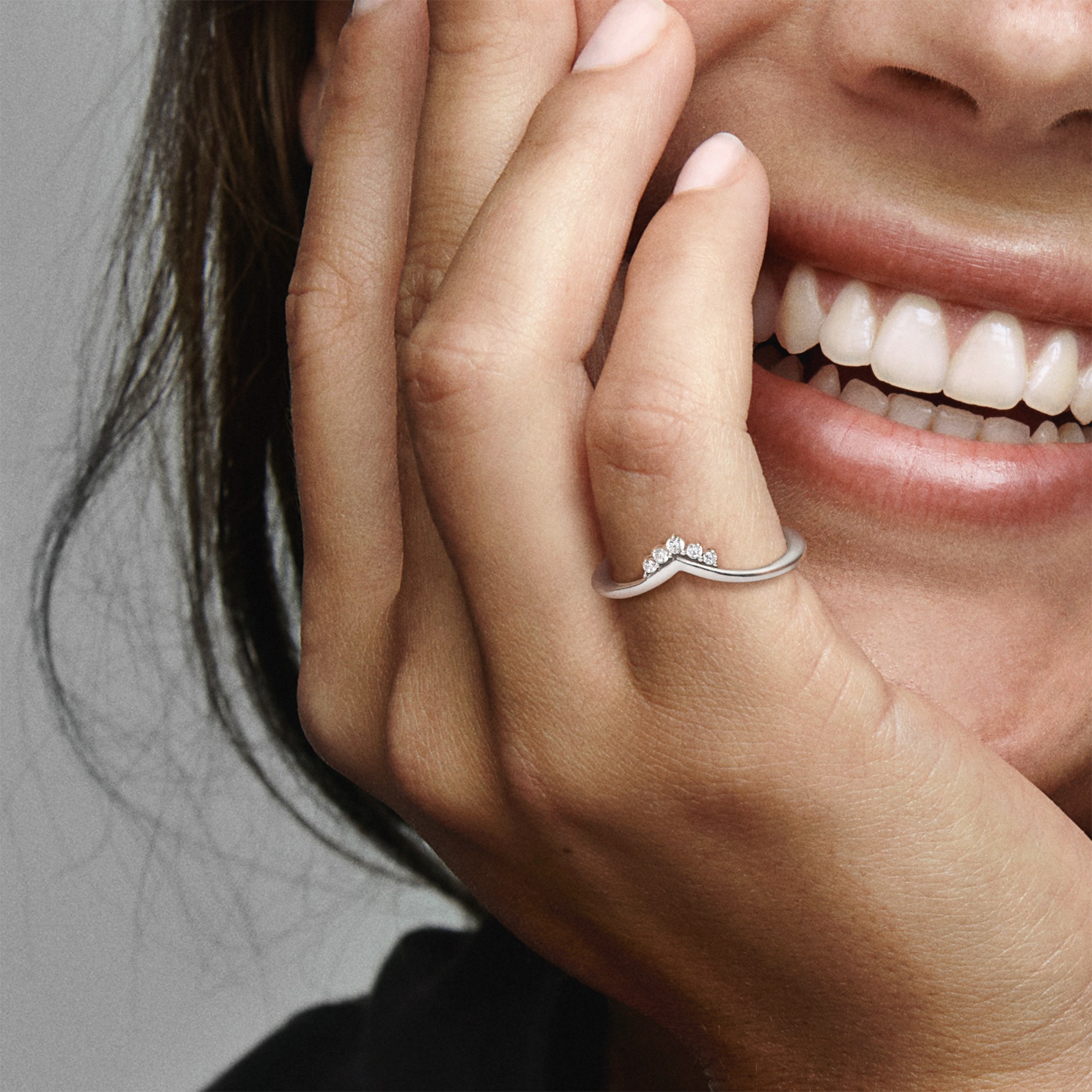 Pandora Tiara Sterling Silber Ring + Zirkonia