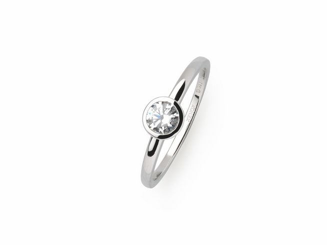 Xenox Sterling Silber Ring XS7279/54 mit einer runden Zarge aus Silber in Größe 54 und einem funkelnden Stein in der Mitte, elegant und modern gestaltet.