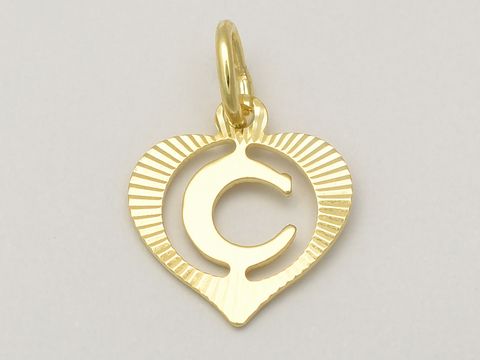 Herz Buchstabe C Gold Anhänger 333 Gold diamantiert, Hersteller Juwelier Harnisch, Buchstabe C. Elegantes Design und hochwertige Verarbeitung für stilbewusste Schmuckliebhaber.