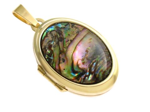 Perlmutt Cabochon in Gold 333 Medaillon, bunt schimmernd mit ovaler Form und feiner Musterung, Hersteller: Juwelier Harnisch, Gold 333, elegantes Schmuckstück.