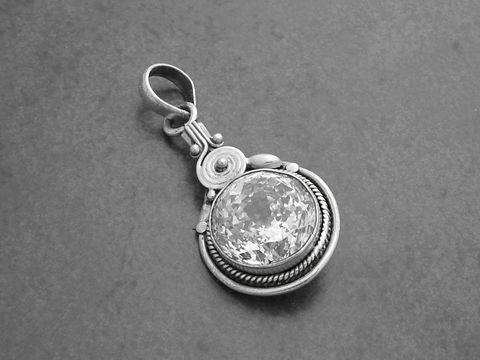 Zirkonia - 925 Sterling Silber Anhänger -ZAUBERHAFT- mit einem großen, funkelnden Zirkonia in einer kunstvollen Fassung, ideal für elegante Anlässe. Hersteller: Juwelier Harnisch.