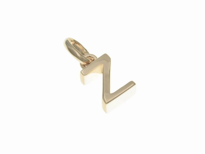 Anhänger aus poliertem und vergoldetem Rosegold in Form des Buchstabens Z, hergestellt von Juwelier Harnisch, ideal für schlichte und elegante Schmuckstücke.