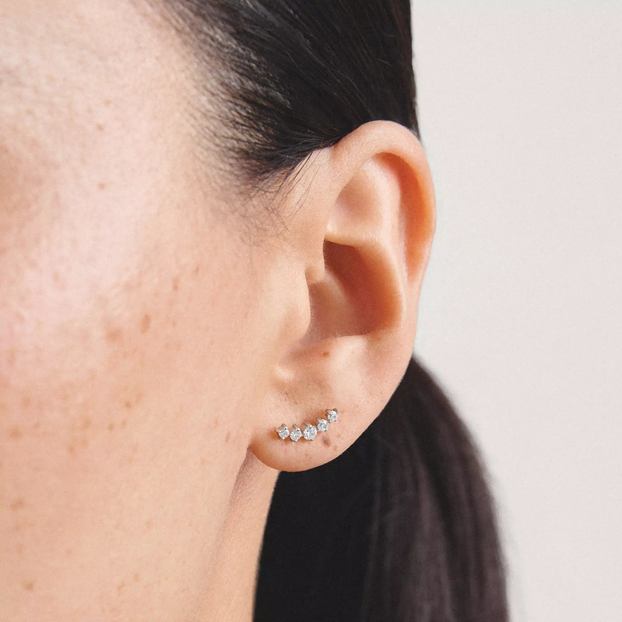 Thomas Sabo Ohrstecker mit weißem Zirkonia – Silber – 11,5 mm breit – Ansicht 4