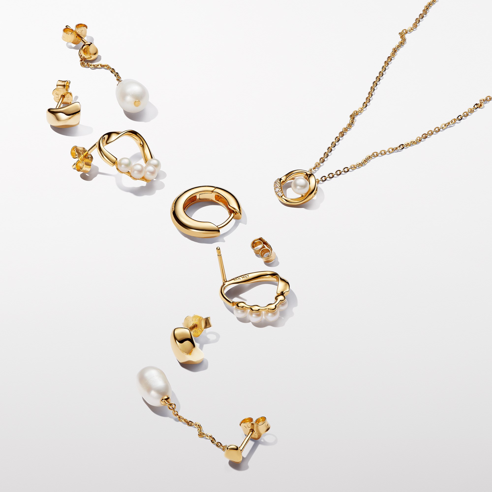 Pandora ESSENCE 45 cm organisch geformter Pavé Kreis & Süßwasserzuchtperlen Collier-Halskette - Gelbgold verg. – Ansicht 2
