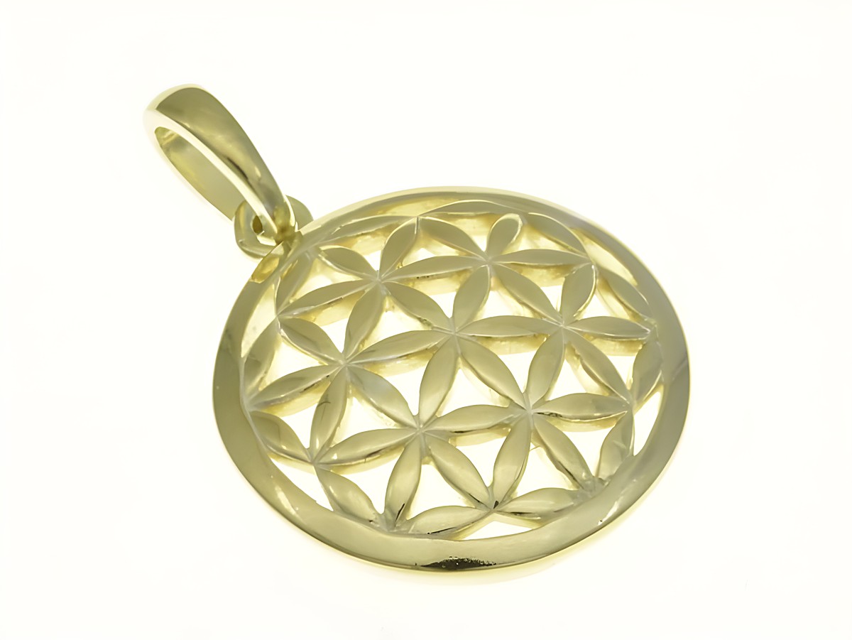 Rundanhänger mit Blumenmuster aus Sterling Silber, gelbgoldvergoldet, hergestellt von Juwelier Harnisch, zeigt ein filigranes Design mit diversen Motiven.