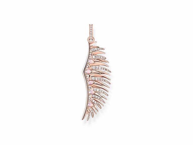 Der Anhänger von Thomas Sabo PE938-323-9 aus vergoldetem Roségold zeigt einen eleganten Phönixflügel, verziert mit funkelnden Zirkonia und feinen Details.